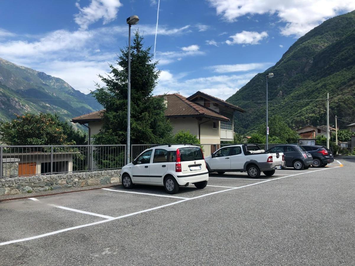 Il Nido Di Marty Apartment Issogne Exterior photo
